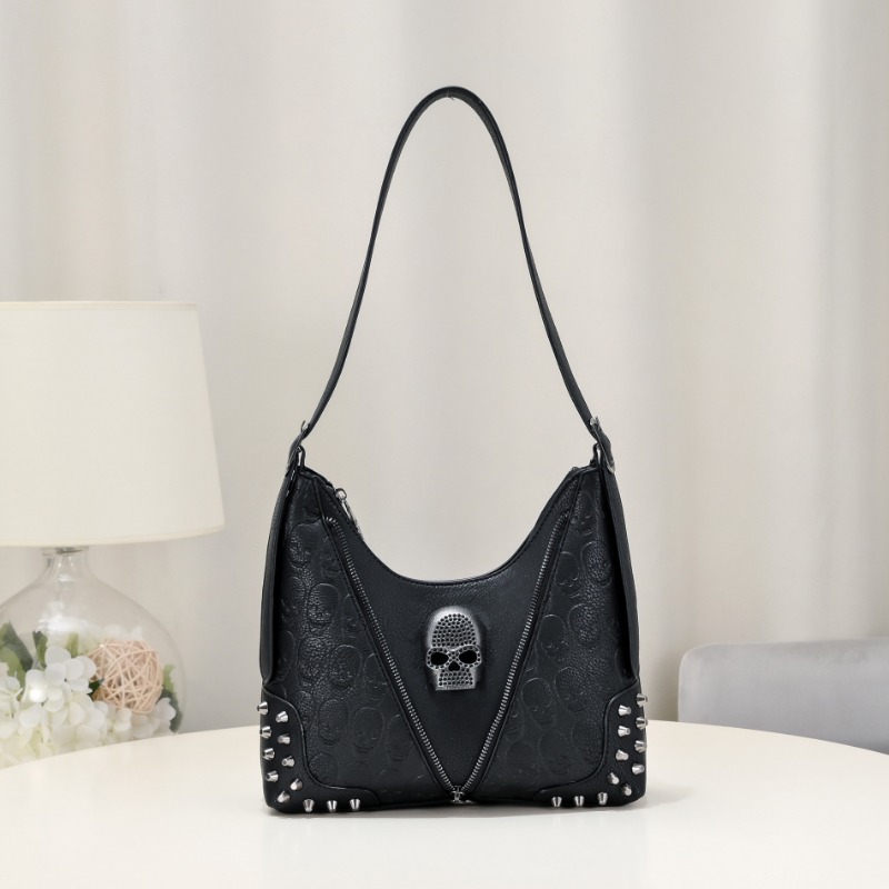 New black rivet skull large capacity bag shoulder strap retro fashion tote bag high sense bags for women сумка через плечо 토트