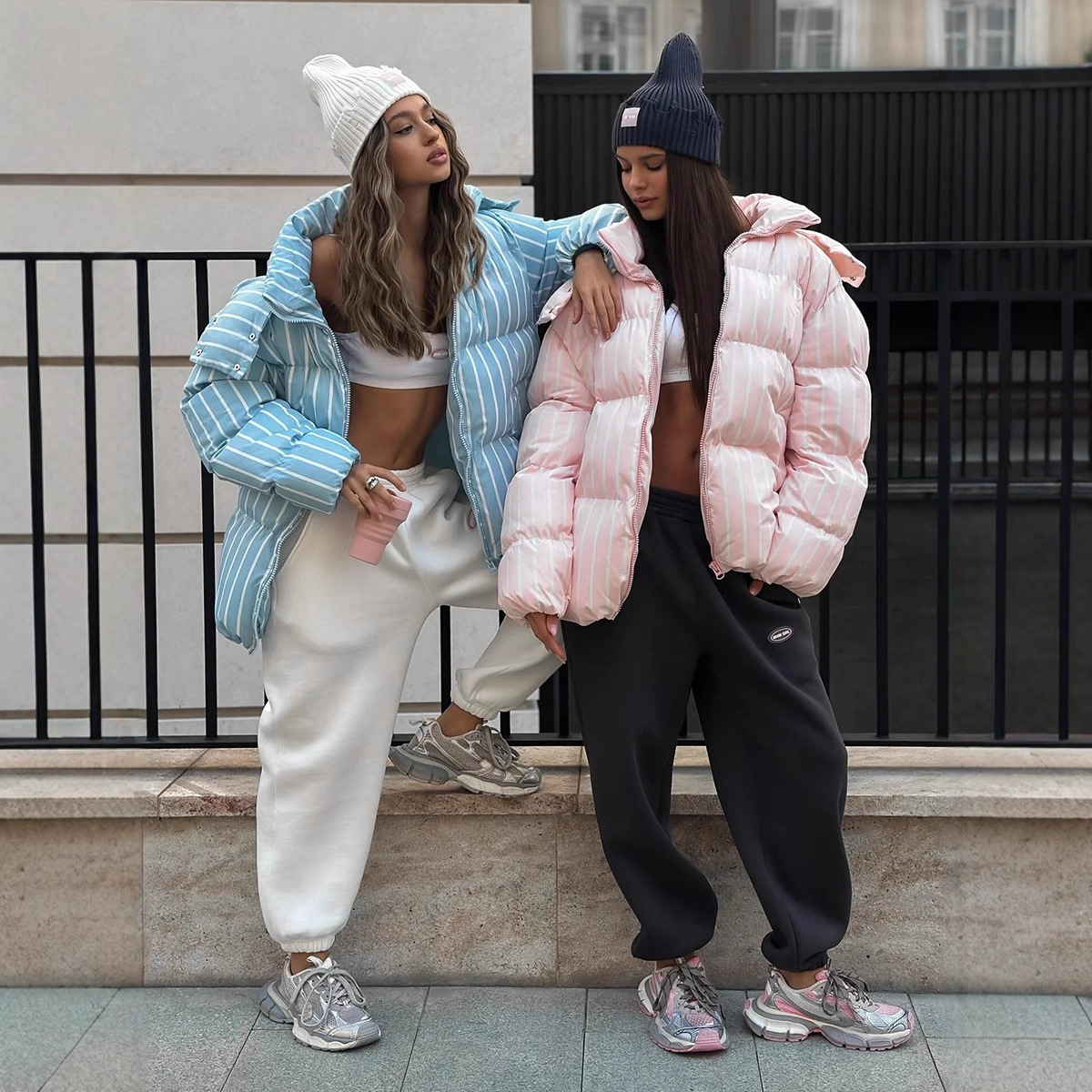 Striped Hooded Cotton-padded Jacket New Winter Style for 2025 Loose Fit Fashionable Casual and Warm Куртка Зимняя Женская